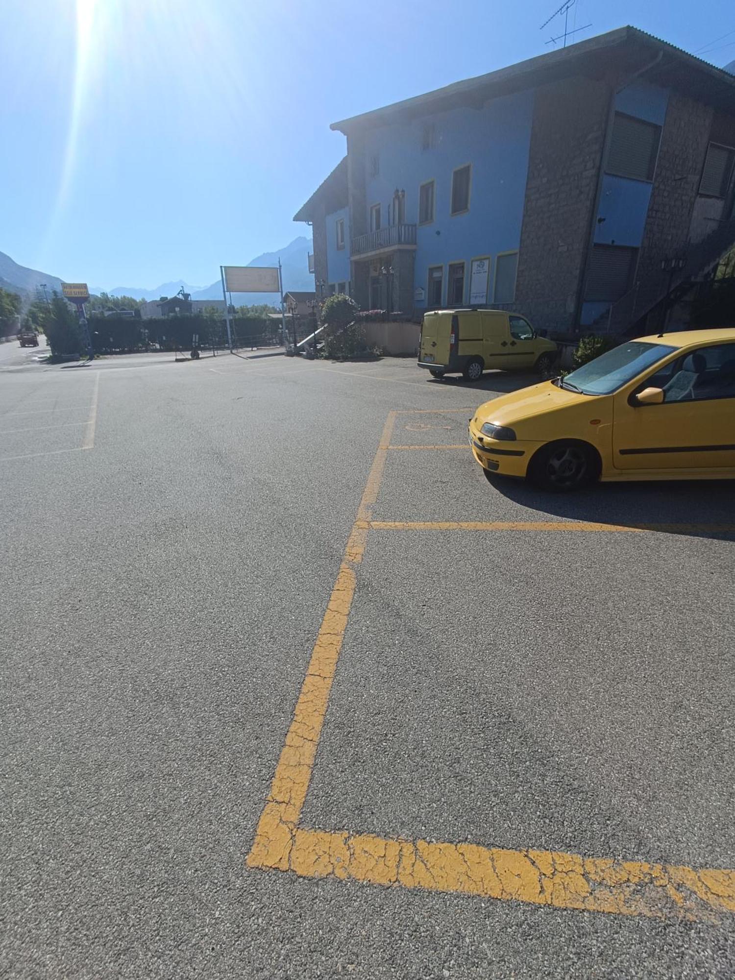 La Grolla Apartment Aosta Exterior photo
